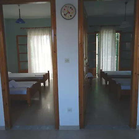Nikos Apartment